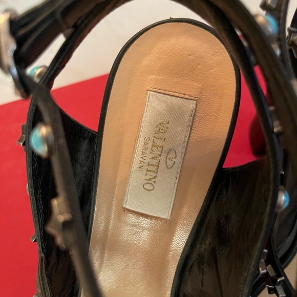 Valentino Garavani block heel sandals - Picture 6 of 6